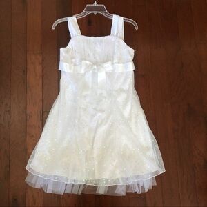 Girls white dress with multi- tiered skirt size 14